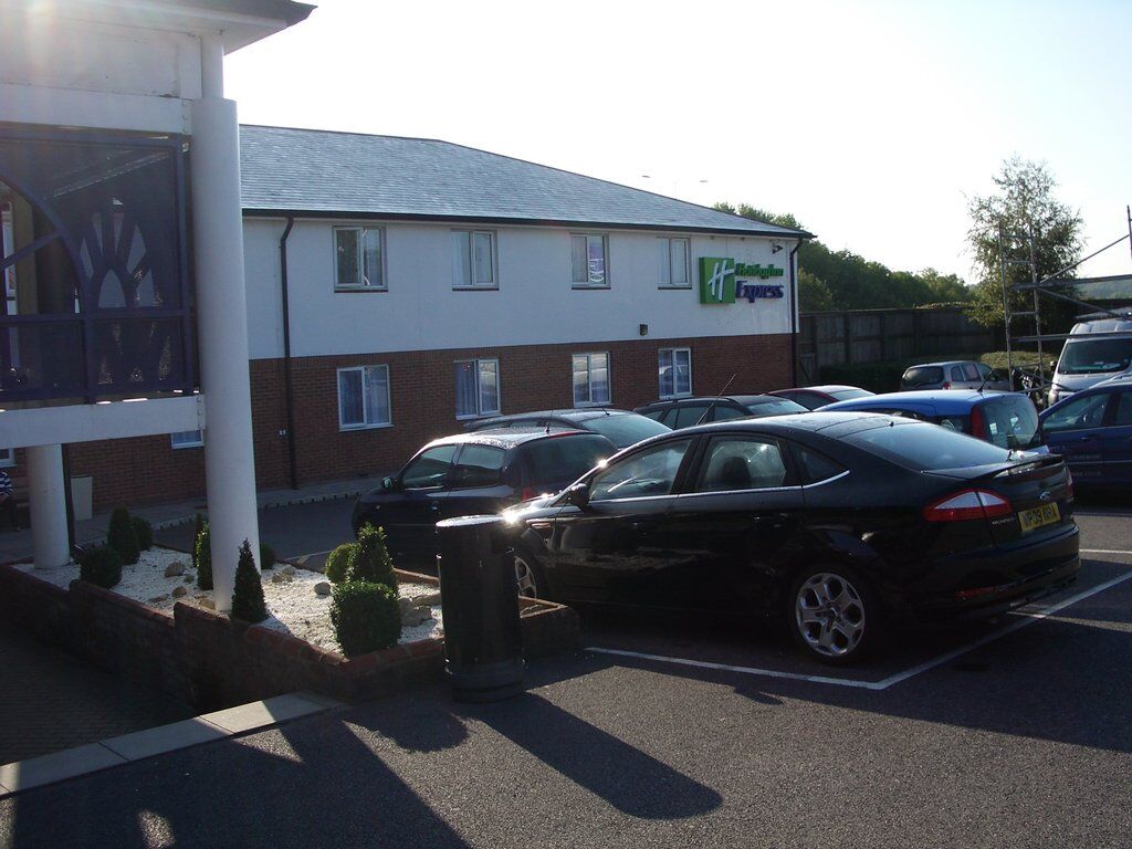 Holiday Inn Express Canterbury, An Ihg Hotel Exterior foto